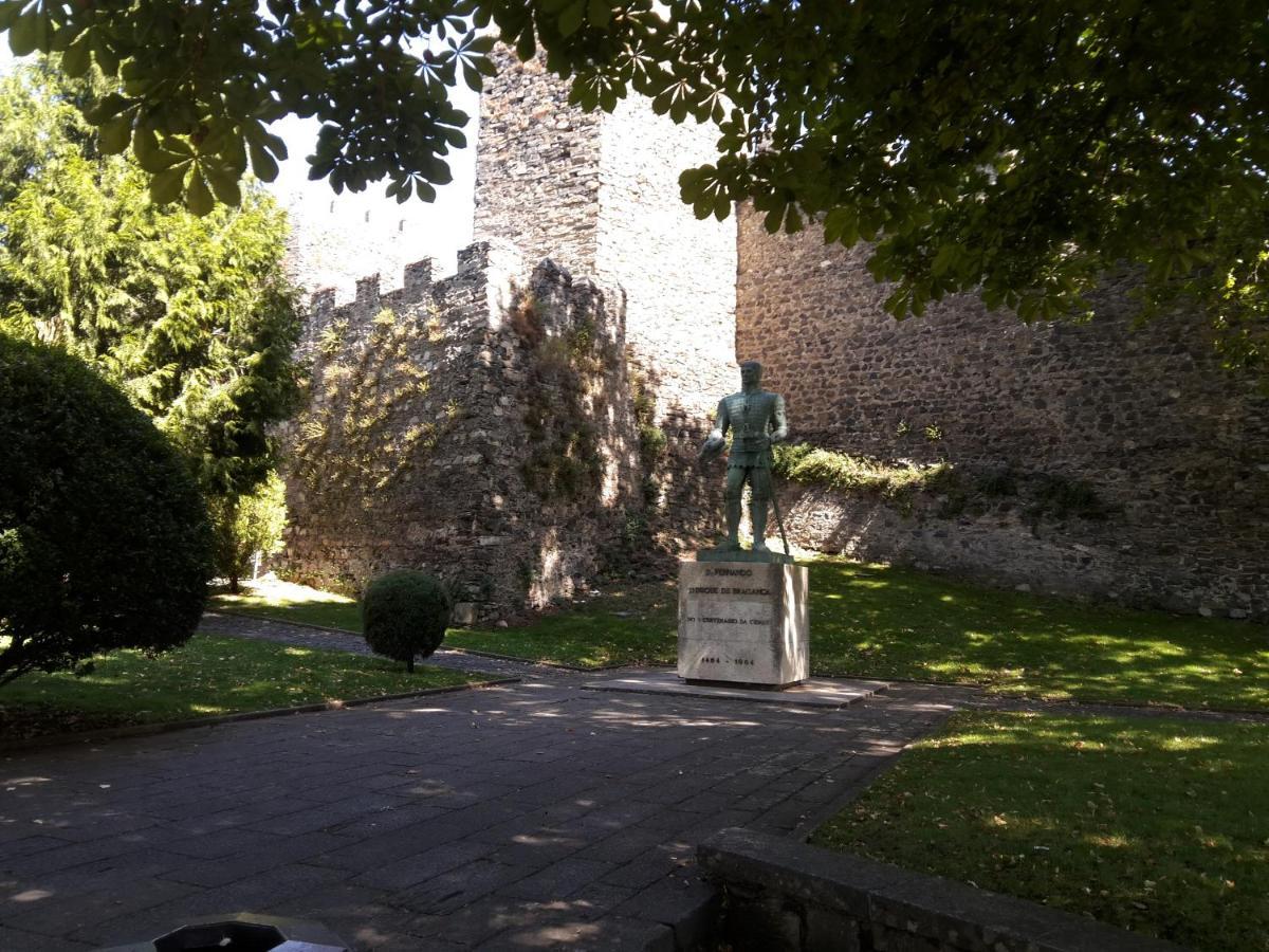 فيلا Casa Da Porta De Santo Antonio براغانسا المظهر الخارجي الصورة